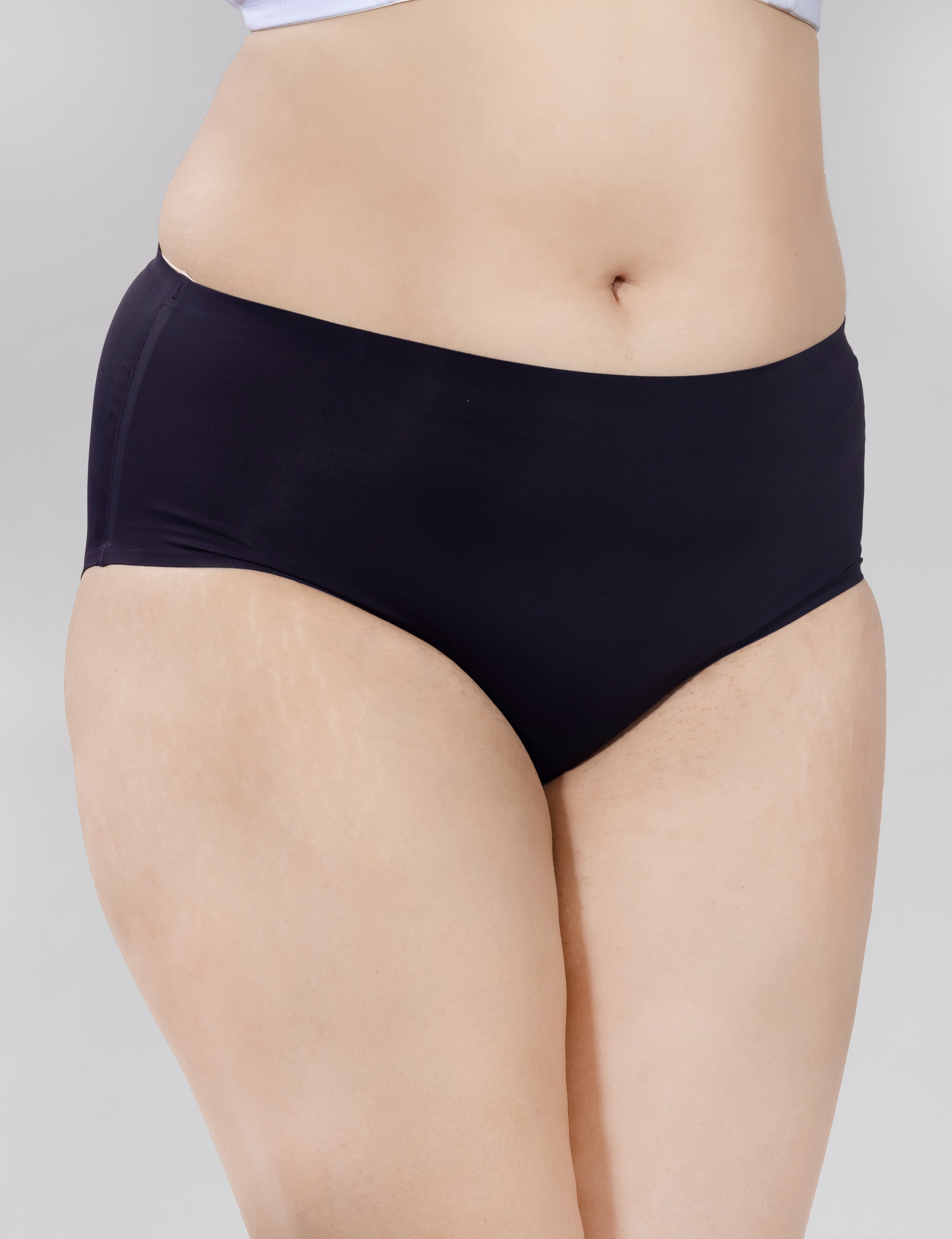 Image of FlexiSoft Seamless No-Show Panty – Black